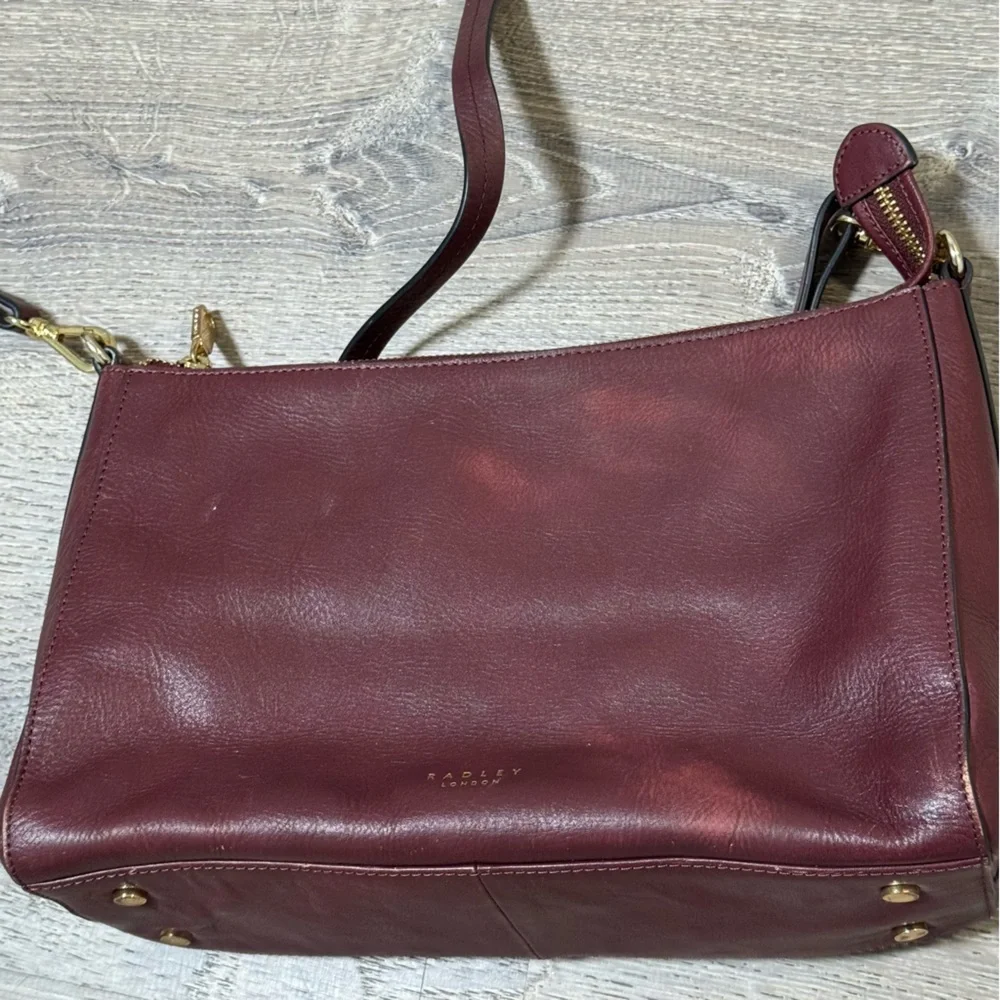 Radley London Crossbody Burgundy Leather Crossbody - Picture 3 of 13